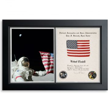 Apollo 17 Lunar Orbit Flown USA Flag