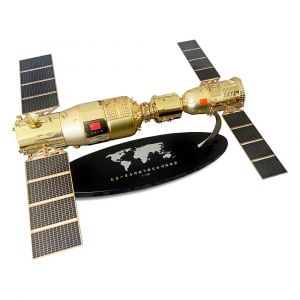 Official 24k Gold Shenzhou-8 Spaceship Model