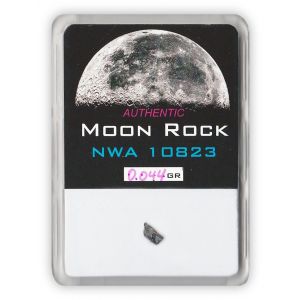 Medium Moon Meteorite