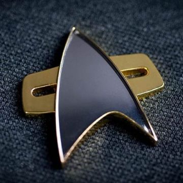 Star Trek Voyager Communicator Badge