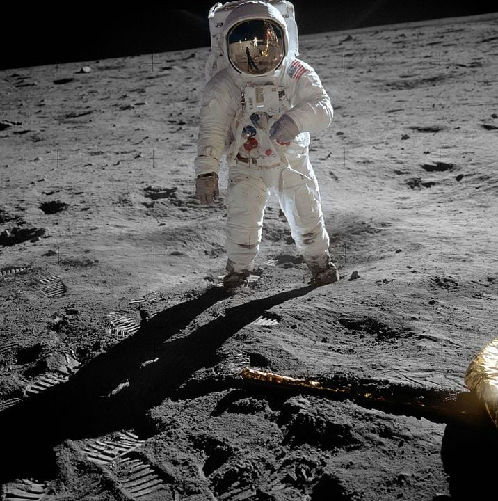 buzz aldrin on the surface of the moon