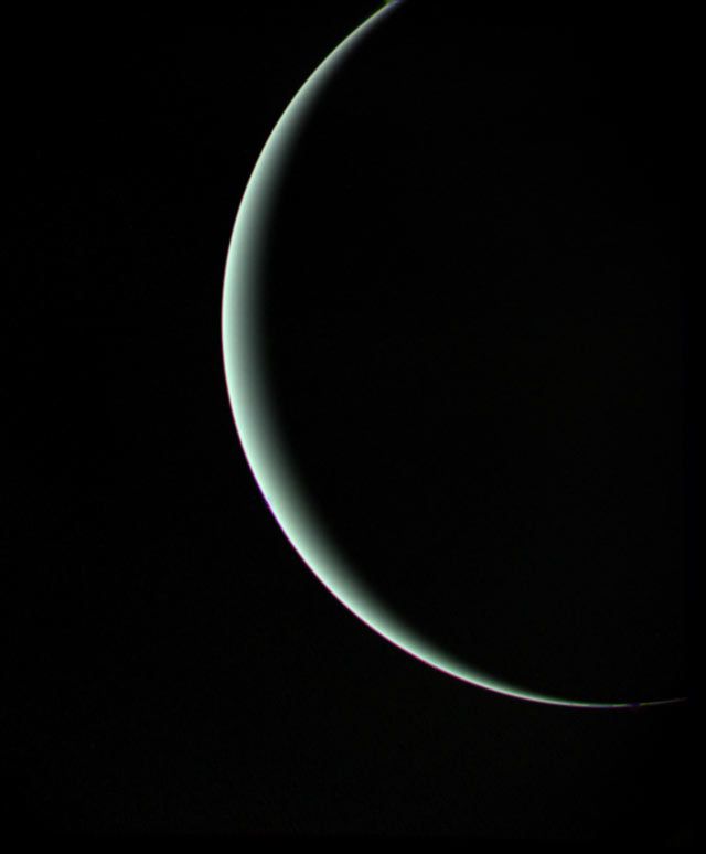 voyager leaving uranus