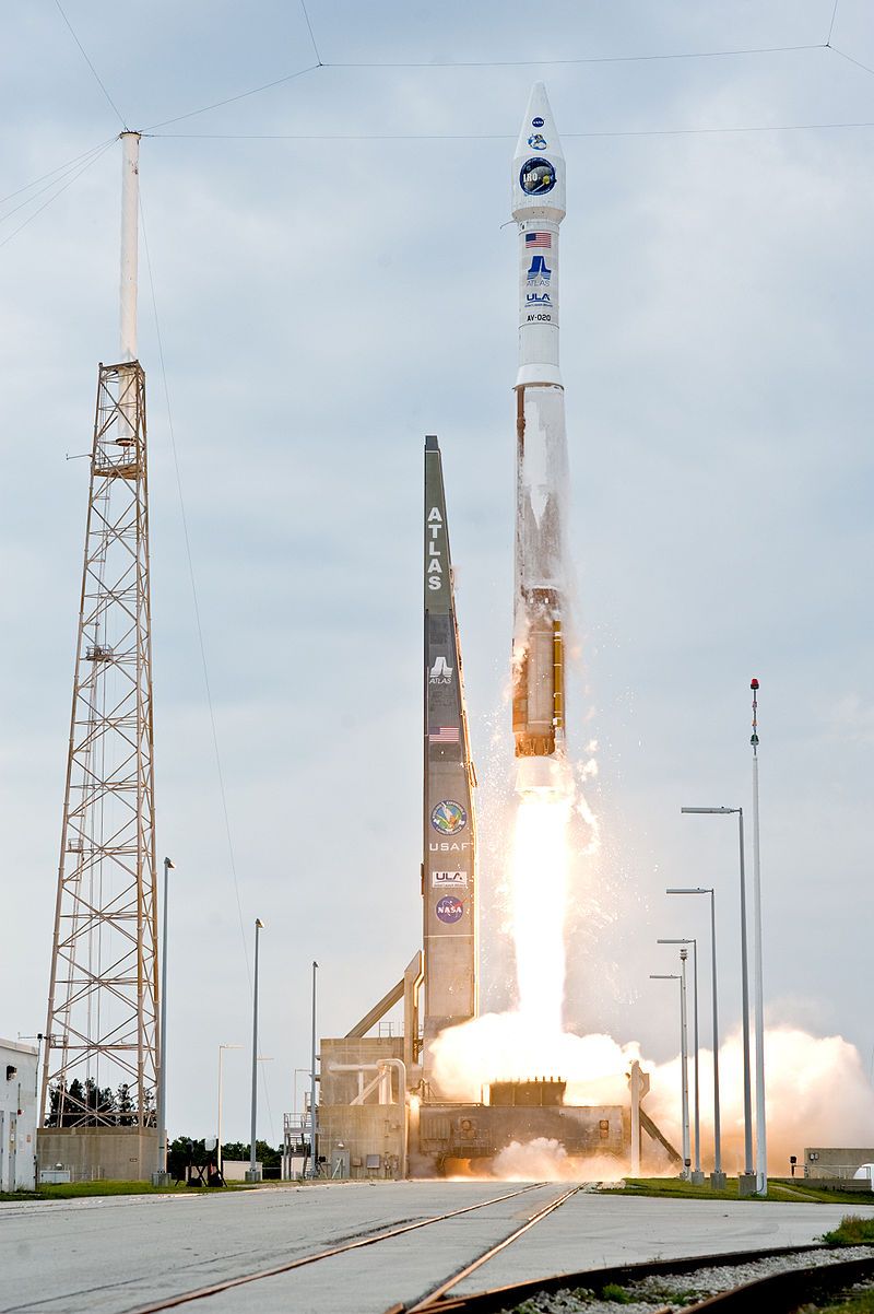 Lunar reconnaissance orbiter launch