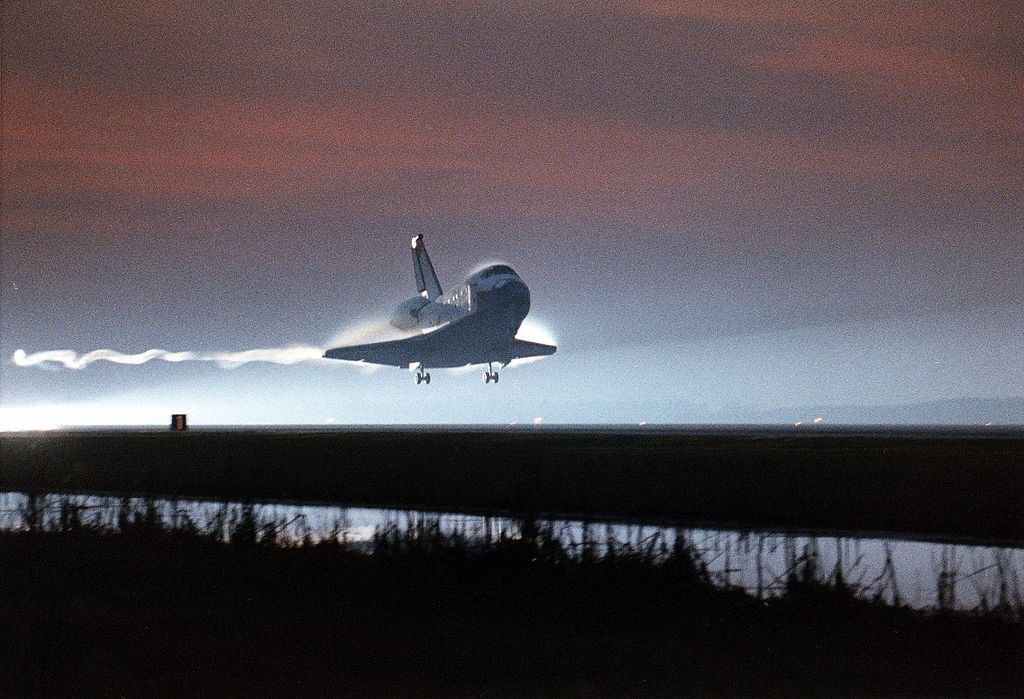 STS-80 Landing on Earth